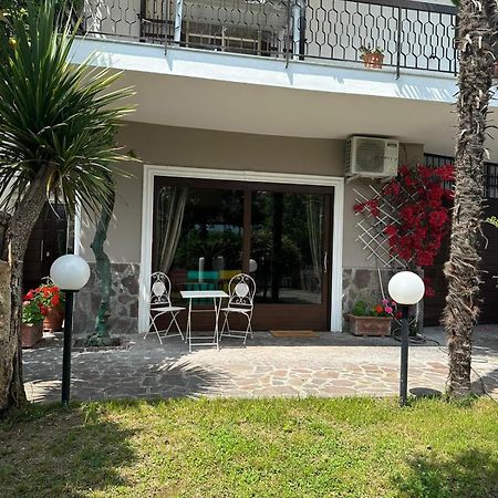 Ospitalita Il Noce Bed & Breakfast Brusciano Екстериор снимка
