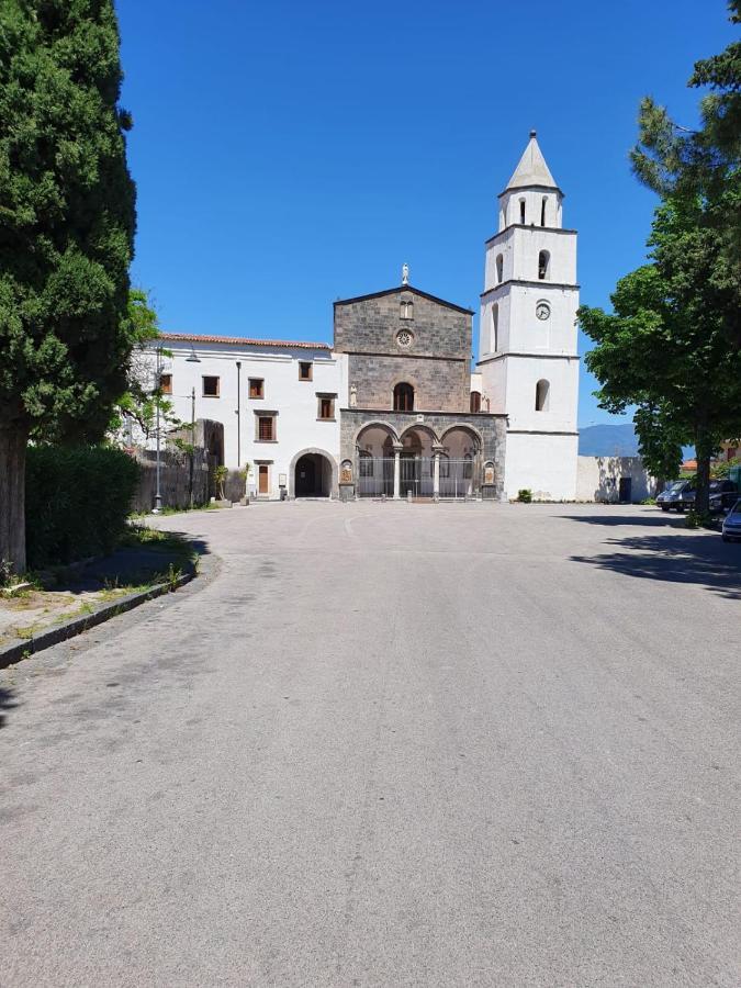 Ospitalita Il Noce Bed & Breakfast Brusciano Екстериор снимка