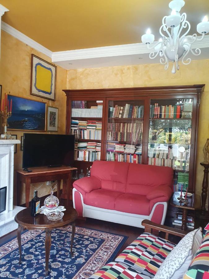 Ospitalita Il Noce Bed & Breakfast Brusciano Екстериор снимка